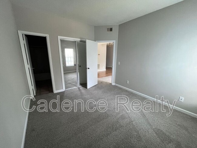 Building Photo - 4230 Wilshire Blvd