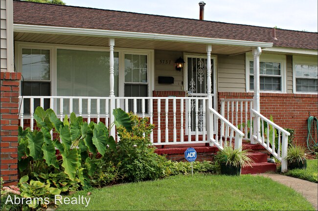 Building Photo - 4 br, 2 bath House - 5737 Roper Dr