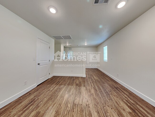 Building Photo - 86 Cabaletta Lane