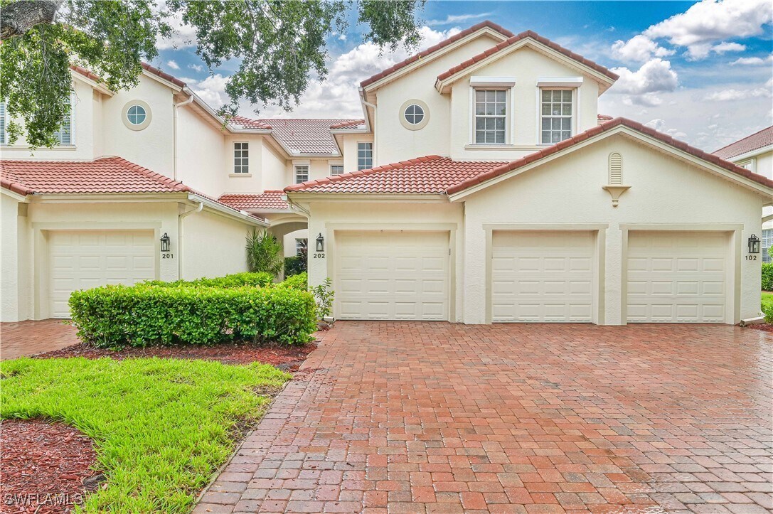 Primary Photo - 16550 Crownsbury Way