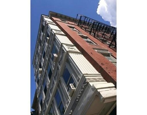 Building Photo - 55 Phillips St