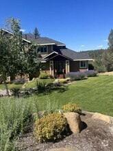 Building Photo - 4803 Falcon Dr