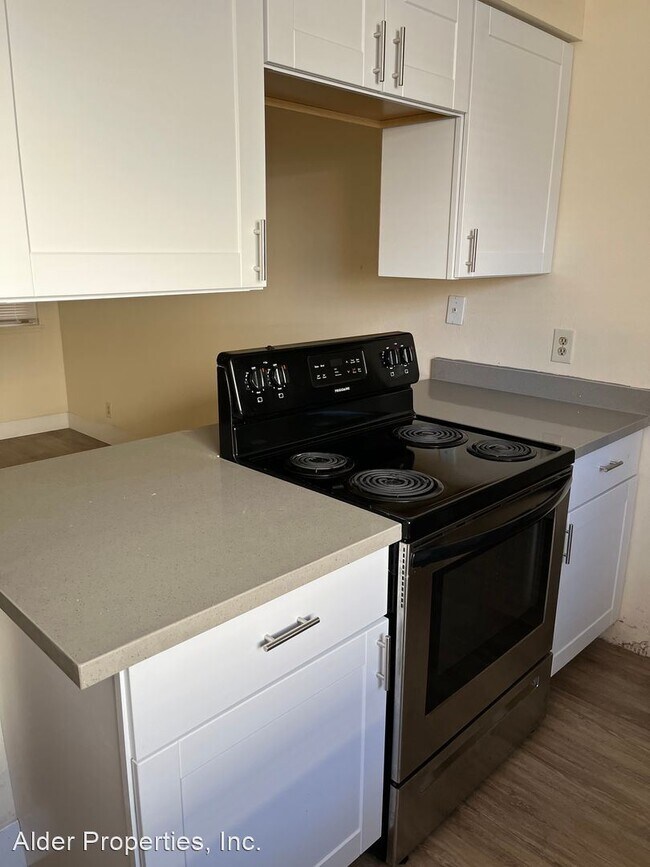 Building Photo - 3 br, 2 bath House - 2810 Caballo Dr
