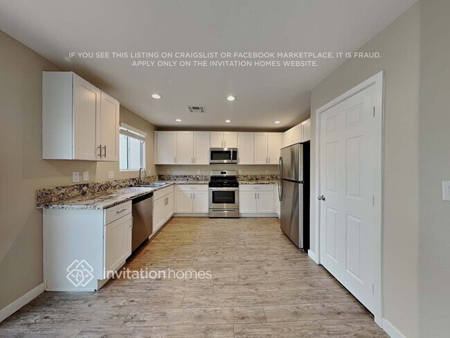 Foto del edificio - 10437 Chandra Ave