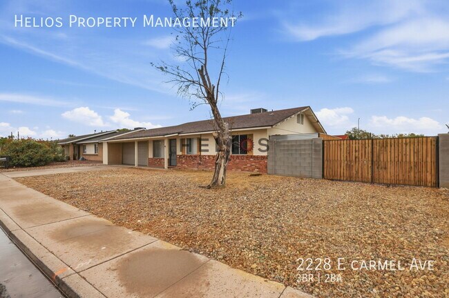 Building Photo - 2228 E Carmel Ave