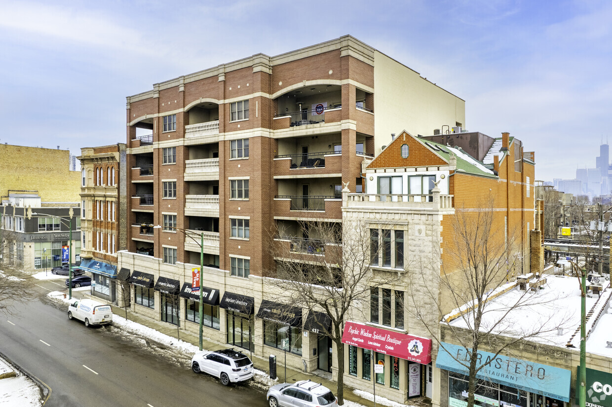 Primary Photo - Old Towne Place