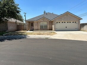 Building Photo - 5425 Veranda Ct