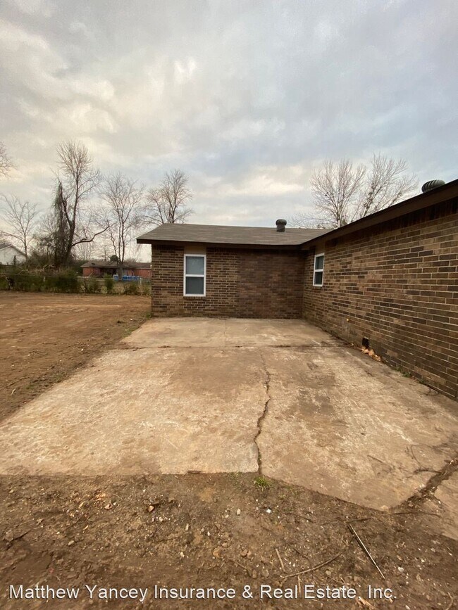 3 br, 1.5 bath House 111 Lura Lane House Rental in Van Buren, AR