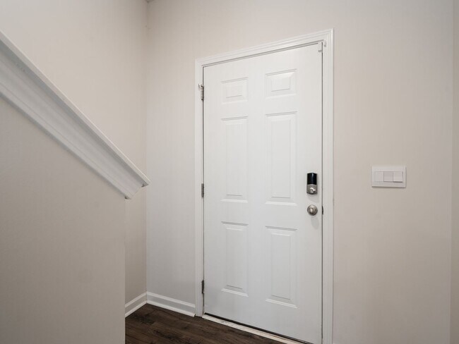 Building Photo - 107 Sunriff CT
