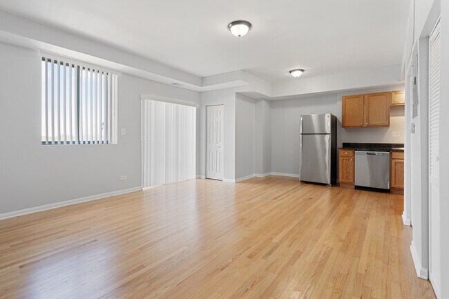 Foto del edificio - 2451 W Howard St