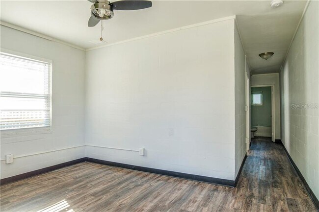 Building Photo - 2407 E 12th Ave