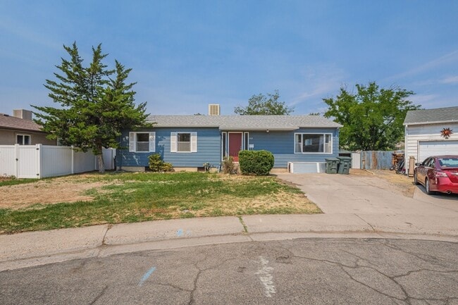 Photo - 1913 2nd Ct House