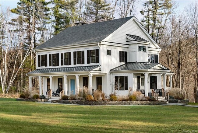 Building Photo - 64 Cooper Lake Rd