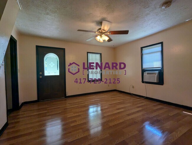 Foto del edificio - Lovely One Bedroom House!