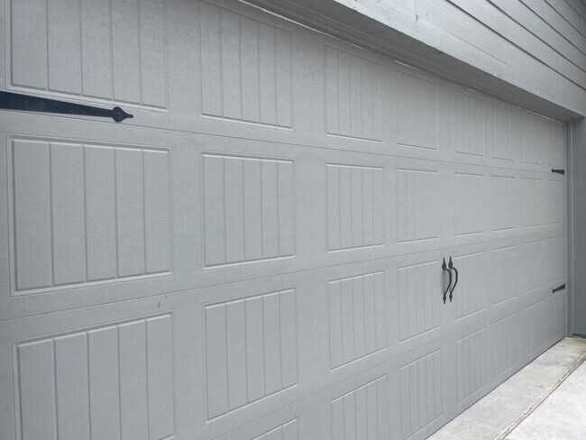 Foto del edificio - 107 Nathaniel Dr