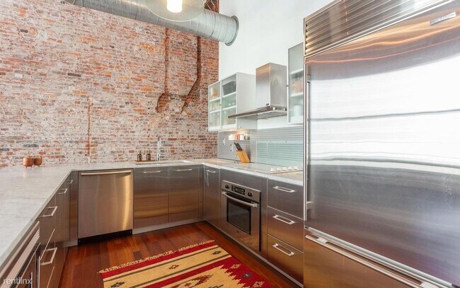 Foto del edificio - 1 br, 1 bath Condo - 105 S 12th St