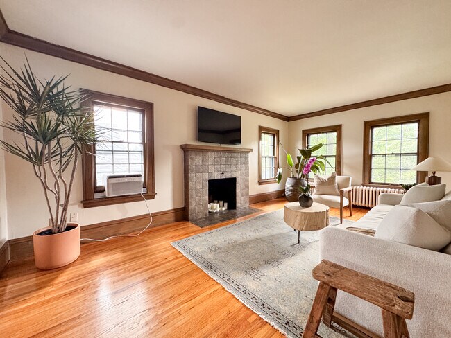 Foto del edificio - 3237 Emerson Ave S