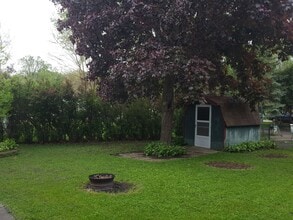 Building Photo - 1315 College St