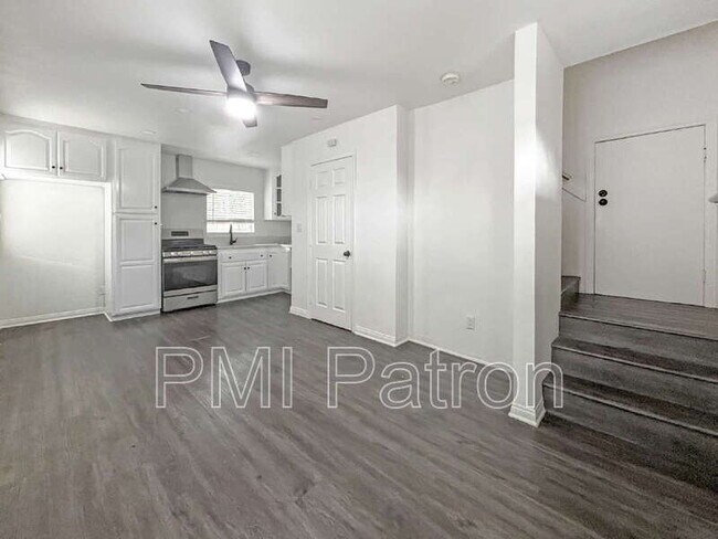 Foto del edificio - 11613 209th St