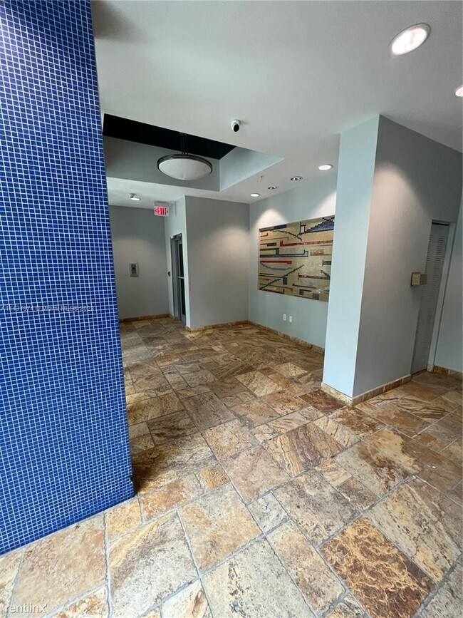 Foto del edificio - 2 br, 2 bath Condo - 2021 SW 3rd Ave Apt 1206