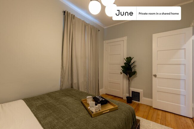 Foto del edificio - Room in Shared 4 bed/2 bath home in Savin Hill