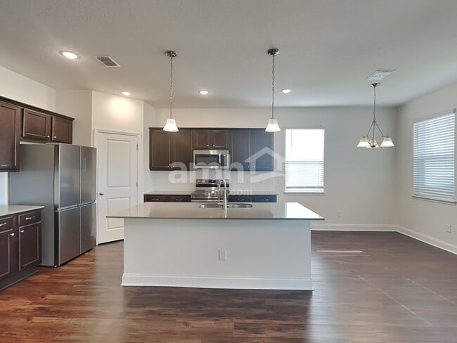 Foto del edificio - 1002 Summer Stone Lp