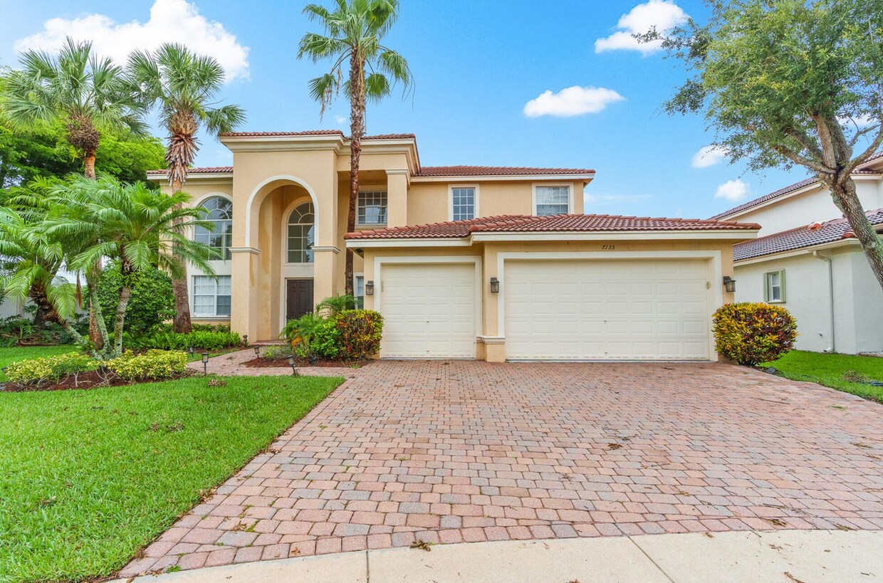 Photo - 7135 Vía Abruzzi, Lake Worth, FL 33467 - 5 BR 3.5 BA Single-Family Home