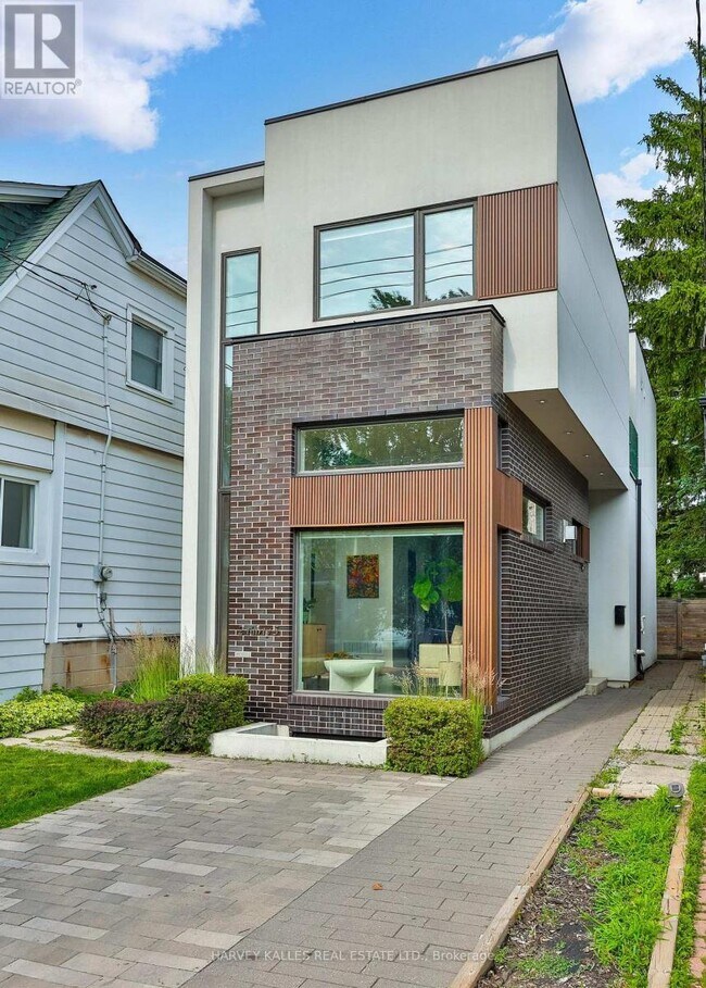 Photo du bâtiment - 235 Cedarvale Ave