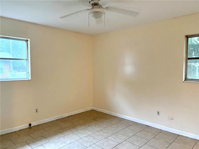 Foto del edificio - 2226 Formosa Cir