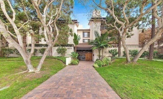 Entrance - 8512 Tuscany Ave