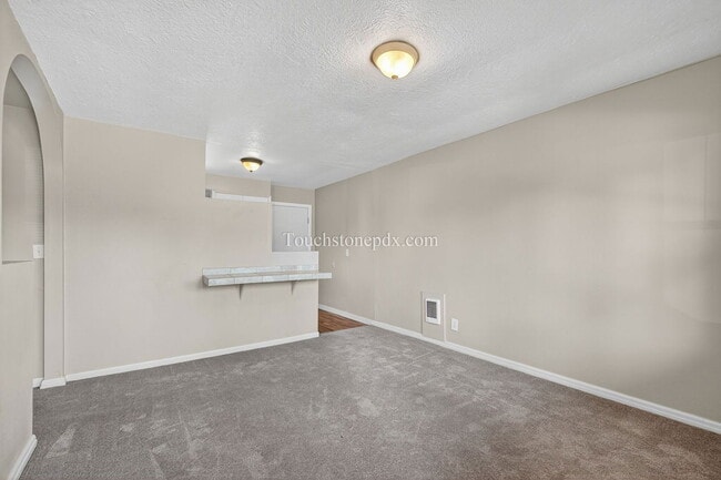 Foto del edificio - 7349 SE Evergreen St