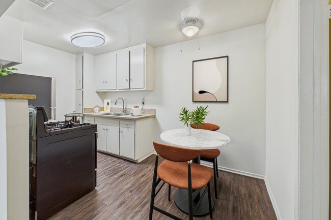 Foto del edificio - Roscoe Terrace