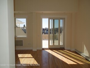 Building Photo - 550 Cookman Ave Building Photo - 550 Cookman Ave