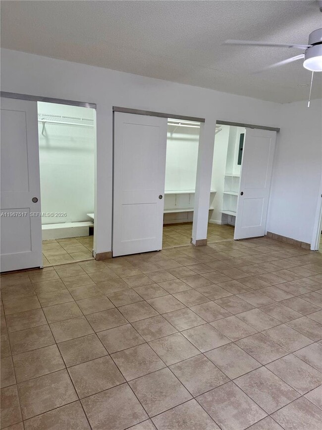 Building Photo - 5900 W 21st Ct