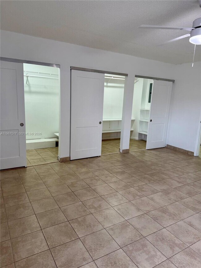 Foto del edificio - 5900 W 21st Ct