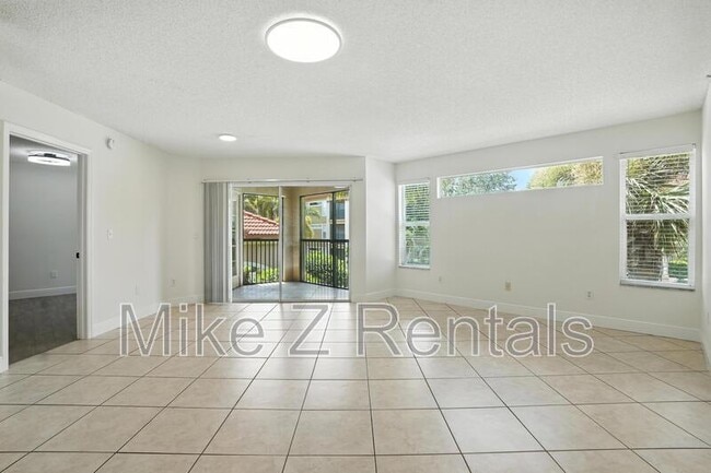 Building Photo - 8880 Colonnades Ct W