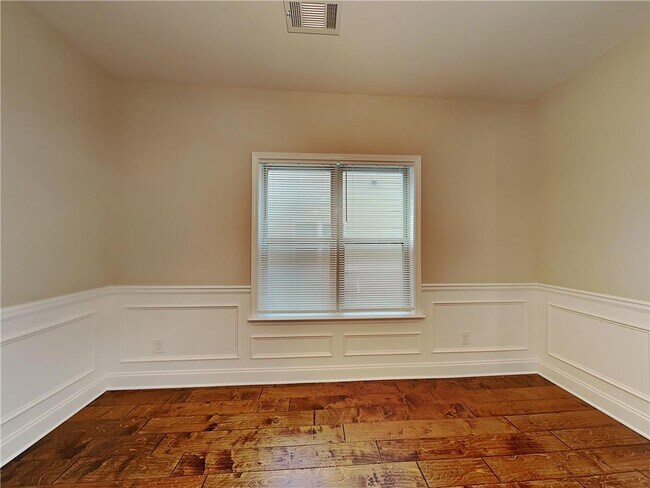 Foto del edificio - 513 Kirkland Dr