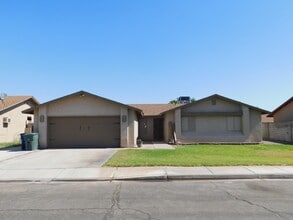 Building Photo - 7422 E 24th Ln