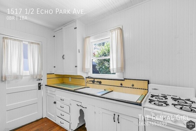 Building Photo - 1517 1/2 Echo Park Ave. -