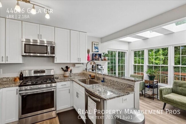 Building Photo - 44046 Gala Cir