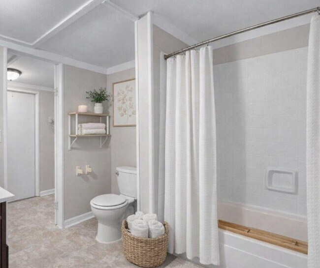 Foto del edificio - 10166 103rd St