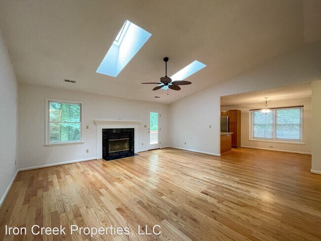 Foto del edificio - 3 br, 2 bath House - 22 S. Leslie Ln
