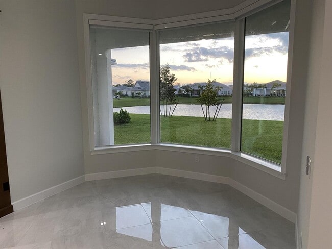 Building Photo - 4685 Estates Cir