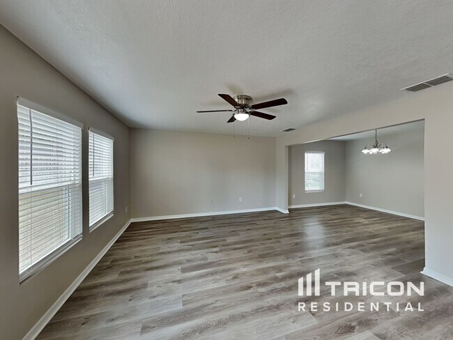 Foto del edificio - 9467 Northvale St