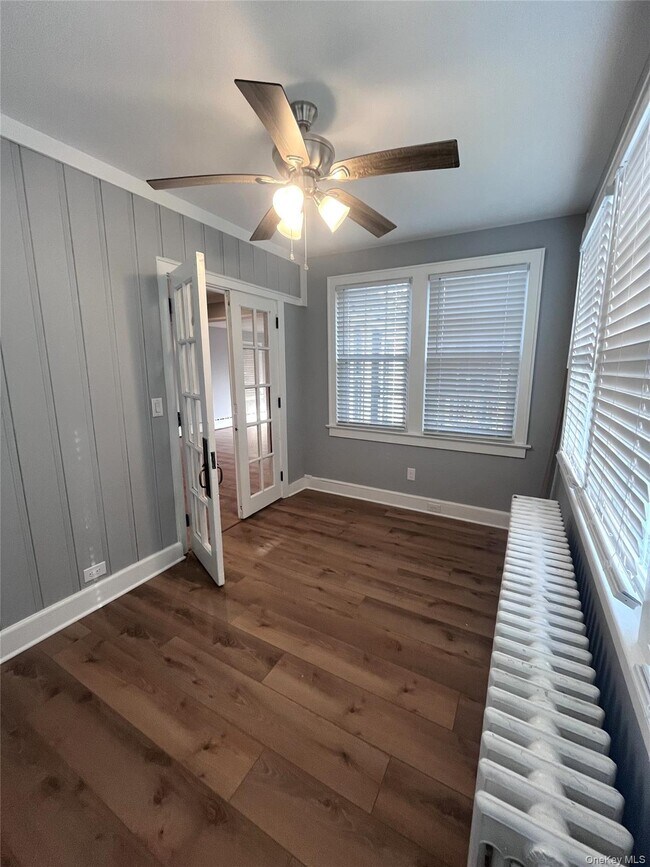 Foto del edificio - 24 Arnold Ave