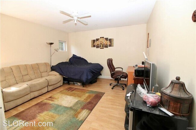 Building Photo - 5 br, 3 bath House - 316 Leroy Court