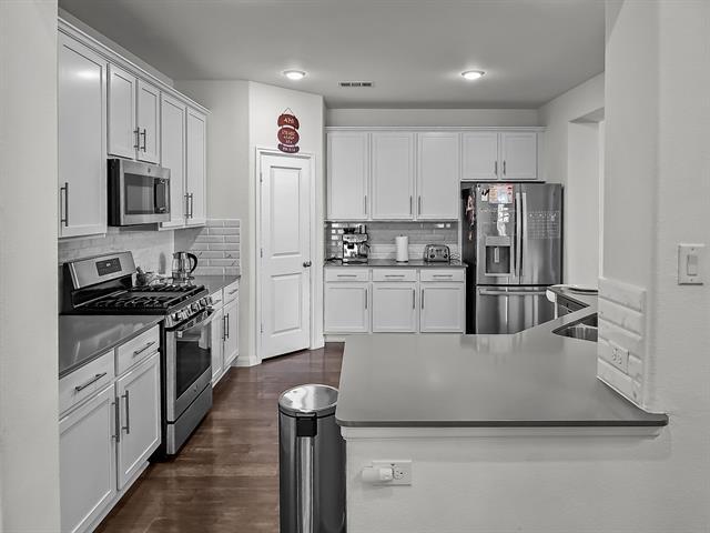 Foto del edificio - 1813 Cedar Orchid Way