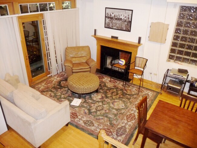 Apt 3 living room (prior to recent update) - 2427 N Greenview Ave