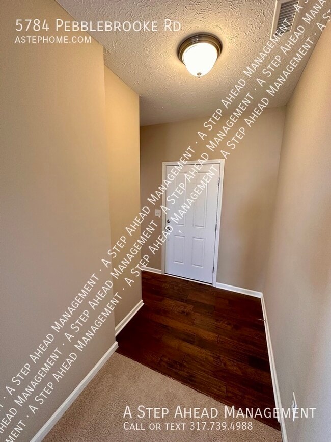 5784 Pebblebrooke3 Bed/2.5 in Whitestown House Rental in Whitestown
