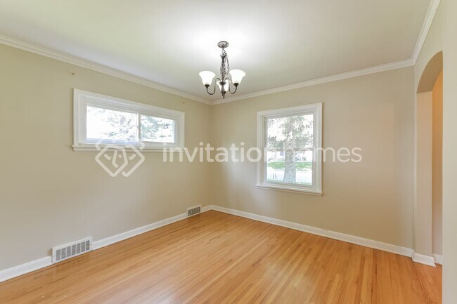 Foto del edificio - 1598 Hollywood Ct